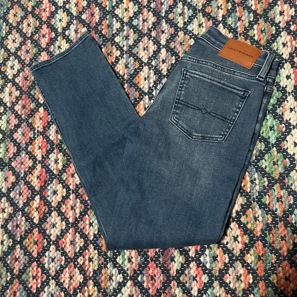 Lucky Brand Women's Blue Slim Straight Jeans